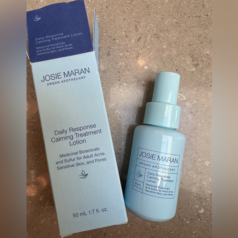 Josie Maran Daily Response Calming Treatment Lotion, sensitive skin. Full 1.7oz